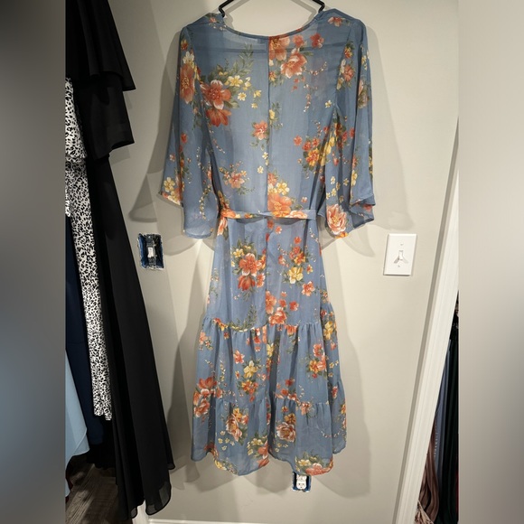 American Eagle Dress - Picture 2 of 2